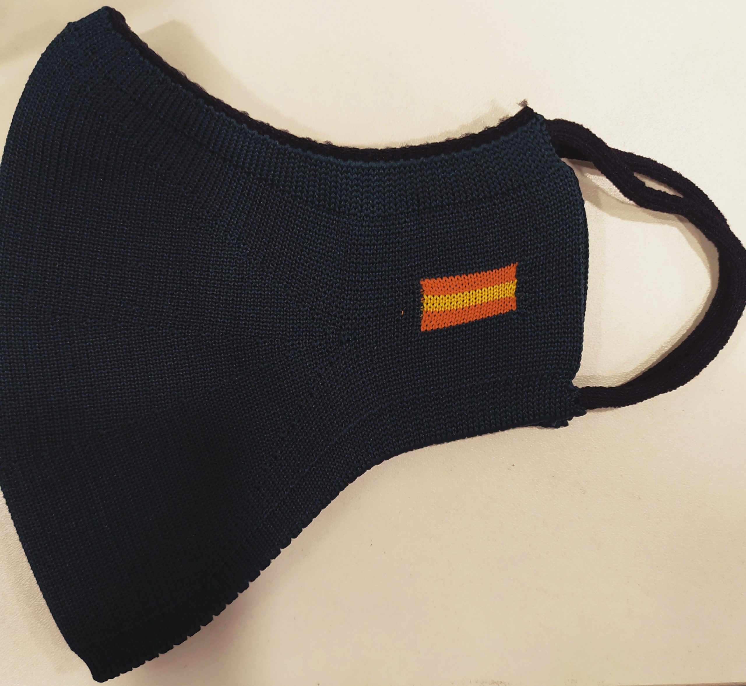 Mascarilla higiénica lavable y reutilizable con bandera de España