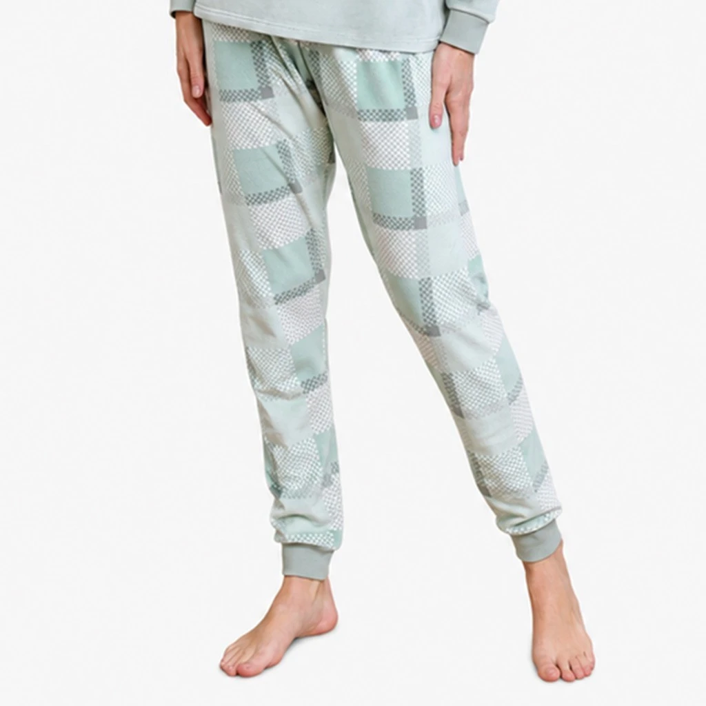 Pantalón de pijama de mujer con cuadros en tonos verde agua y puños en los bajos